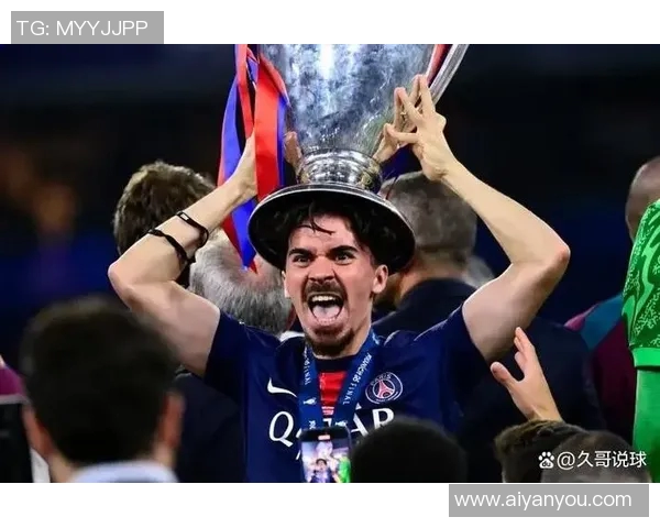 布鲁诺费尔南德斯：从默默无闻到足坛明星的华丽转身