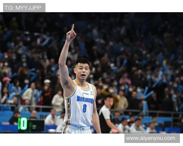 方硕：从篮球新星到全能战士的成长之路与未来展望