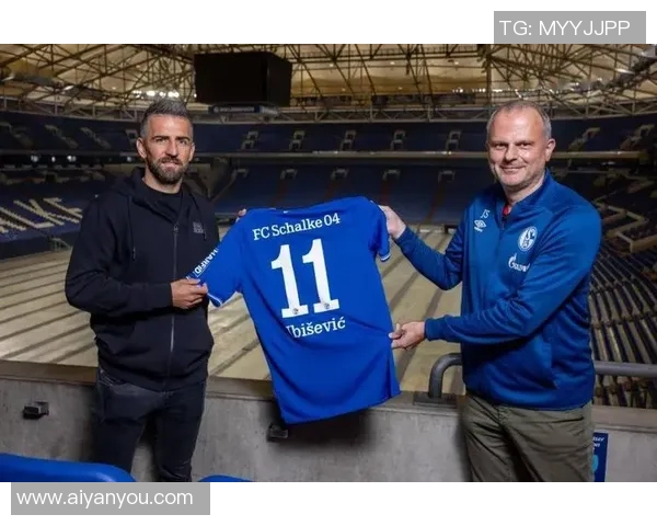 沙尔克04官宣与主帅维尔德解约否认保级希望