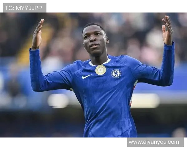 切尔西与热刺激战正酣乐视直播带你感受足球激情与精彩瞬间 切尔西与热刺激战正酣乐视直播带你感受足球激情与精彩瞬间