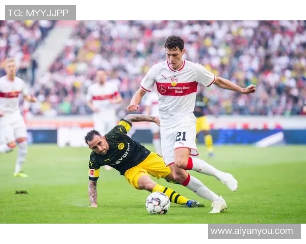 2018年德甲精彩对决不来梅主场迎战科隆球队全力争胜展现实力 2018年德甲精彩对决不来梅主场迎战科隆球队全力争胜展现实力