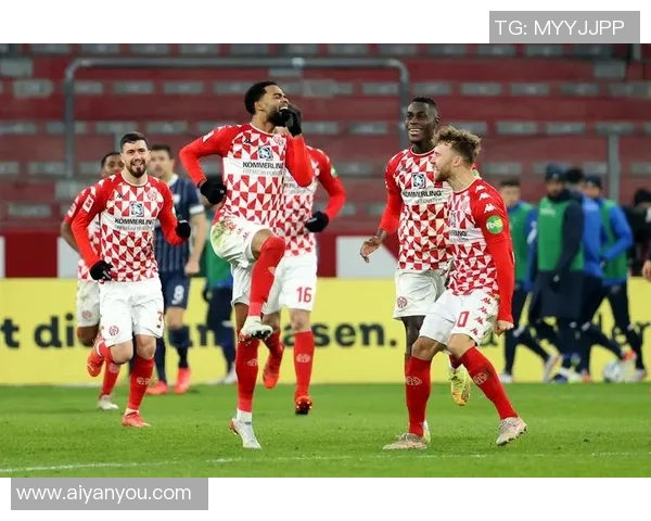 德甲焦点战拜仁慕尼黑迎战汉诺威96争夺胜利荣耀